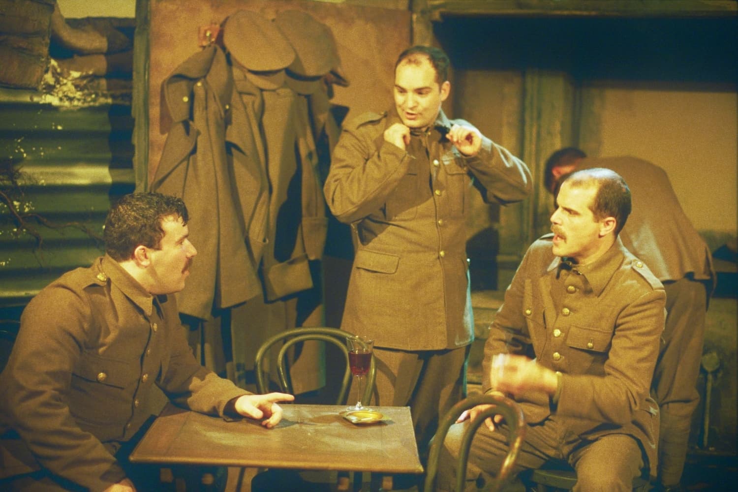 Phil Sealey Estaminet - Red Night