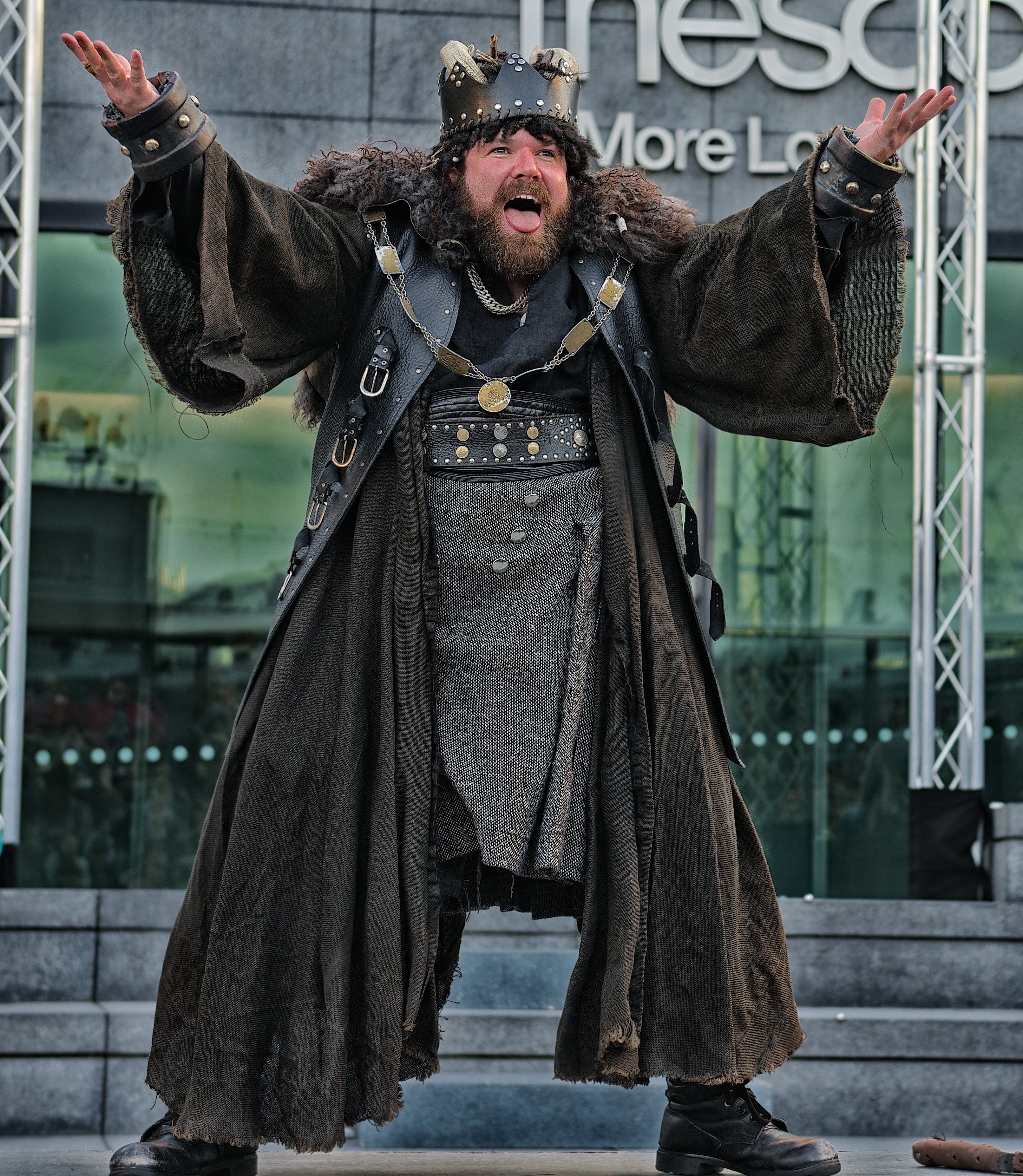 Phil Sealey The Ring Cycle - Scoop